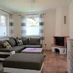 Anne1 Apartment